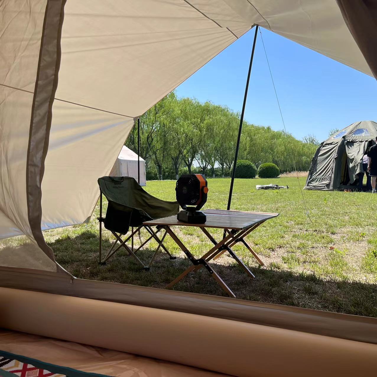 Forerunner Oxford Four-season  - Outdoor Inflatable Camping Tent With Air Pump recension och pris